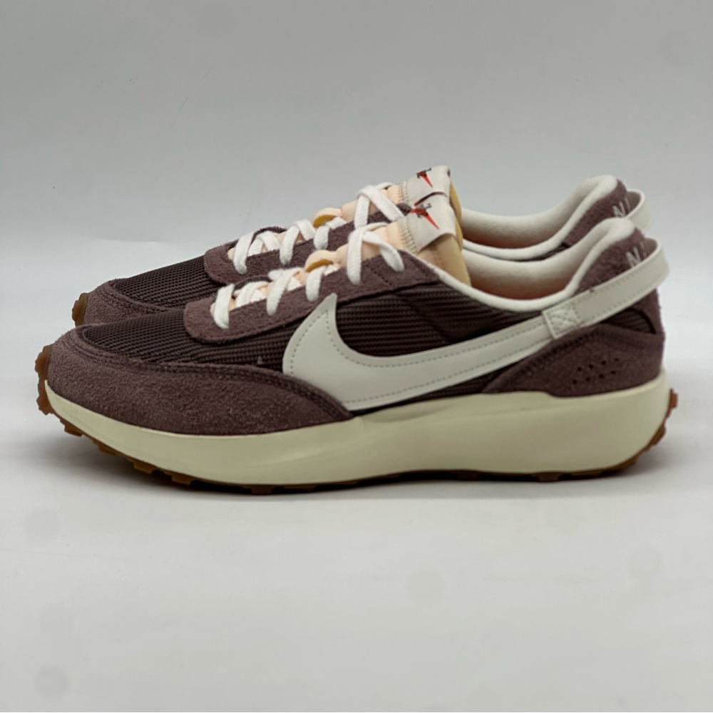 Nike Waffle Debut Vintage Sneakers. Size 10 - Picture 5 of 10